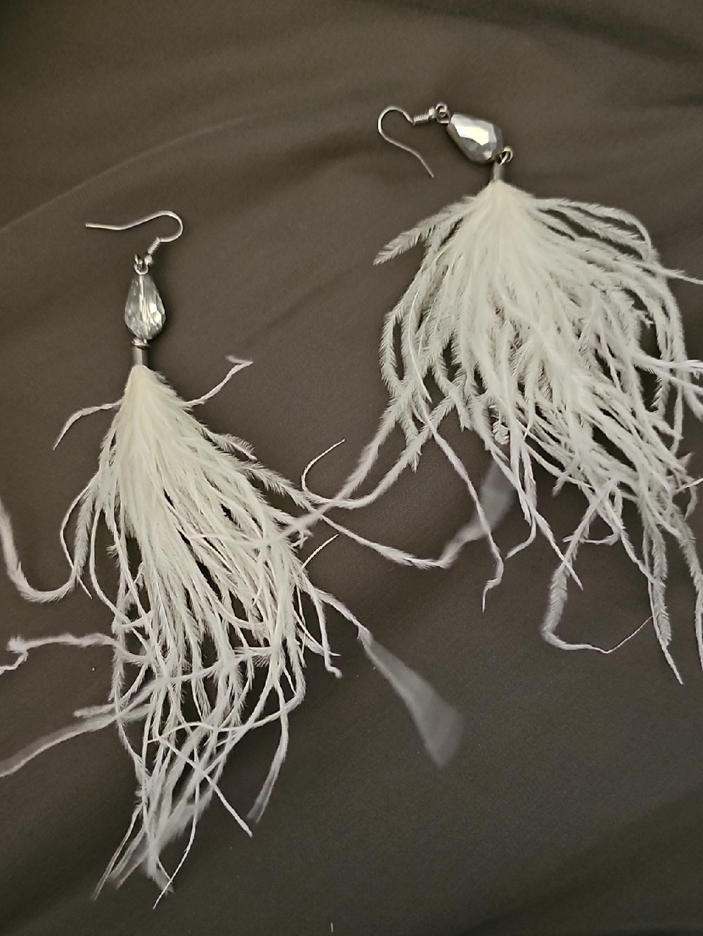 Source Unknown White Feather Drop Earrings with Clear Teardrop Accent
